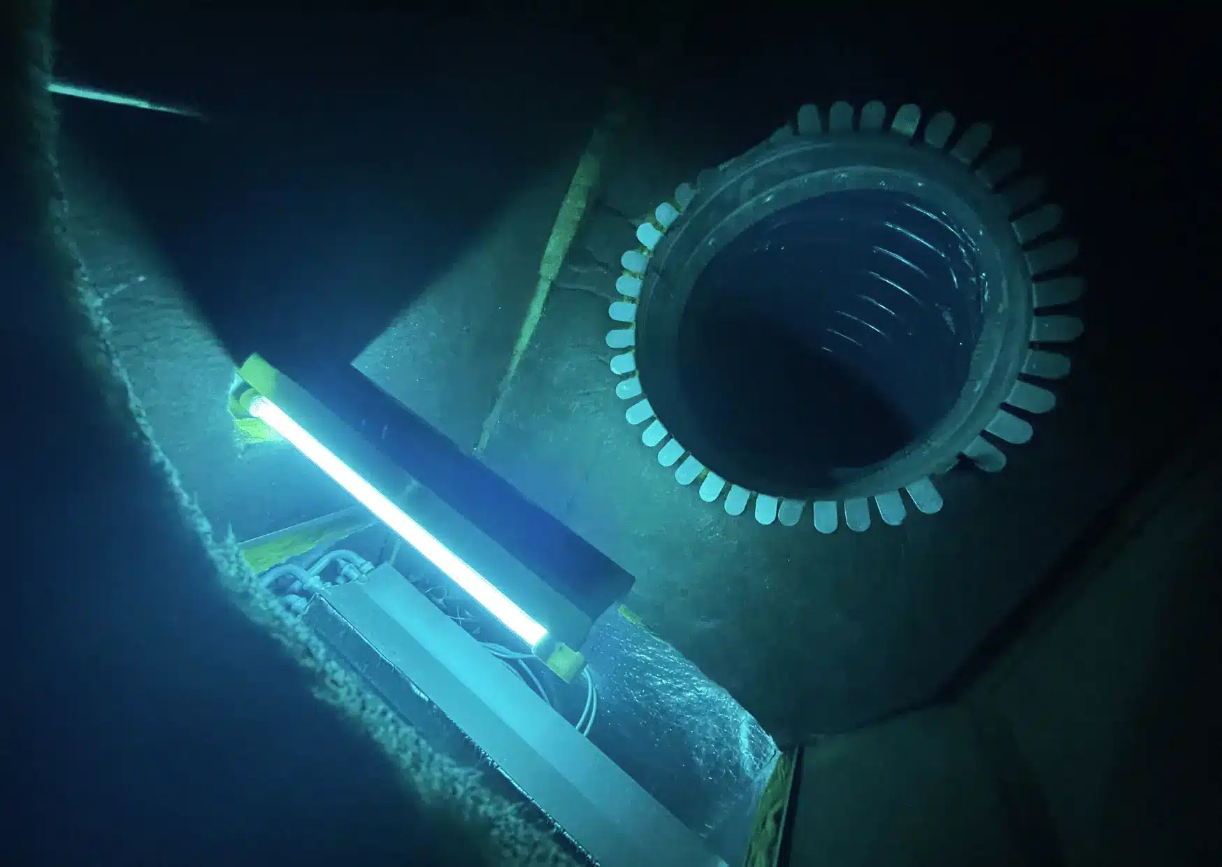 Multiple duct lines inspection inside HVAC system